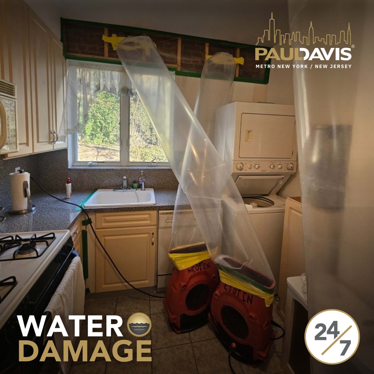 pauldavisnynj's tweet image. Water damage can destroy your floors, walls, and peace of mind FAST.

Let the pros step in before the damage spreads. 💪

#EmergencyRestoration #WaterDamageHelp
