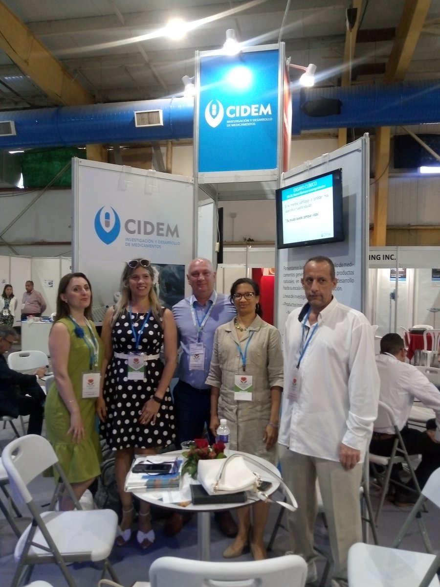 CIDEM_Cuba's tweet photo. Feria Internacional #SaludParaTodos: Intercambio con ACADEMPHARM para revisar aspectos relacionados con transferencia de tecnología de medicamentos genéricos y otras posibles negociaciones. @DuniaCIDEM @MaydaMauriBCF @SDCarreraBcf https://t.co/s6KARk0zAC