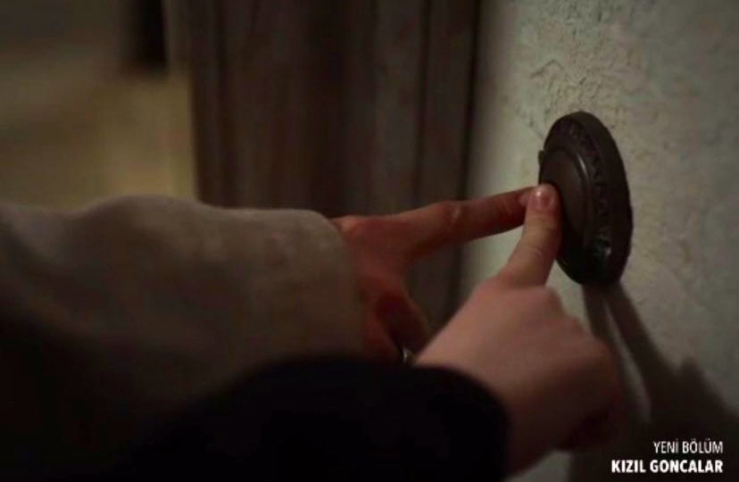 Zeynepin 18 yaşına girdiği gün verdikleri temas sahnesi