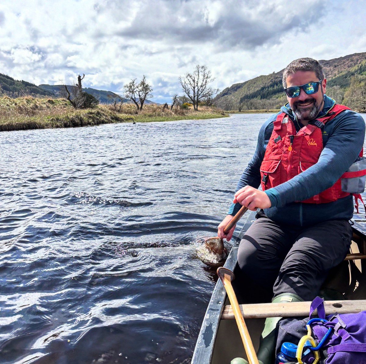 LornaMBray's tweet photo. The river Beauly. 26km. 5 hours. Absolutely stunning! 
Brilliant day on the water with @olliebray https://t.co/o1Z87KMTAF