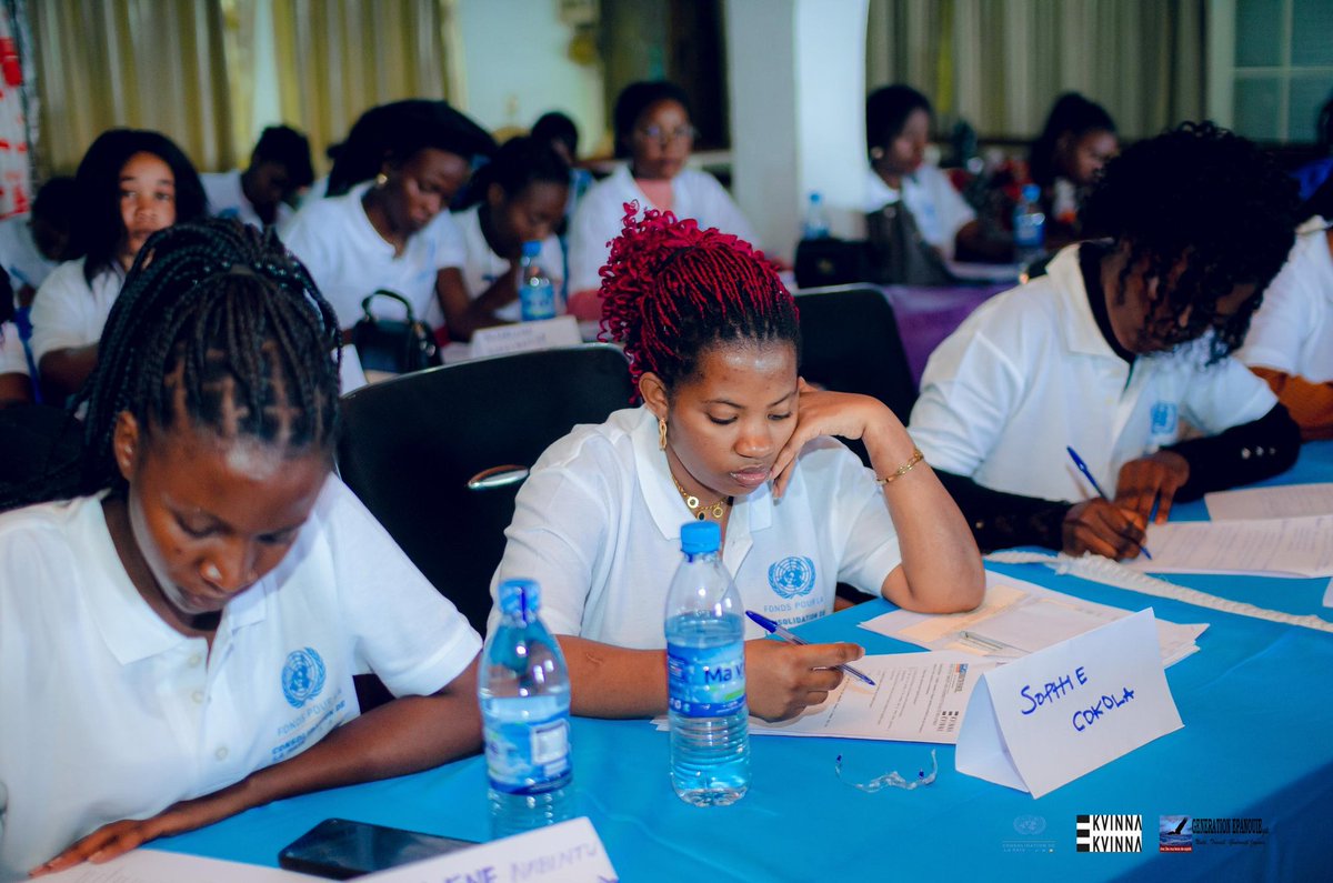 jeunesbadilika's tweet photo. Une nouvelle génération de femmes leaders émerge au Sud-Kivu !
Formées sur le leadership, la paix et l'engagement politique avec @GEpanouie et #BADILIKA.
#WasichanaNaAmani #Résolution1325 #FemmeEtPaix #JeunesLeaders https://t.co/CQ2EuwyaYc