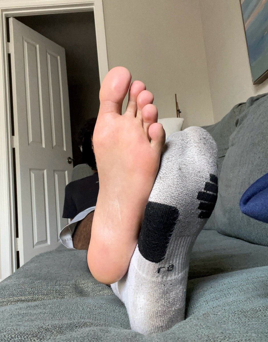 masternicksocks's tweet image. Which one you sniffin first?😈I know they both make you so weak😵‍💫