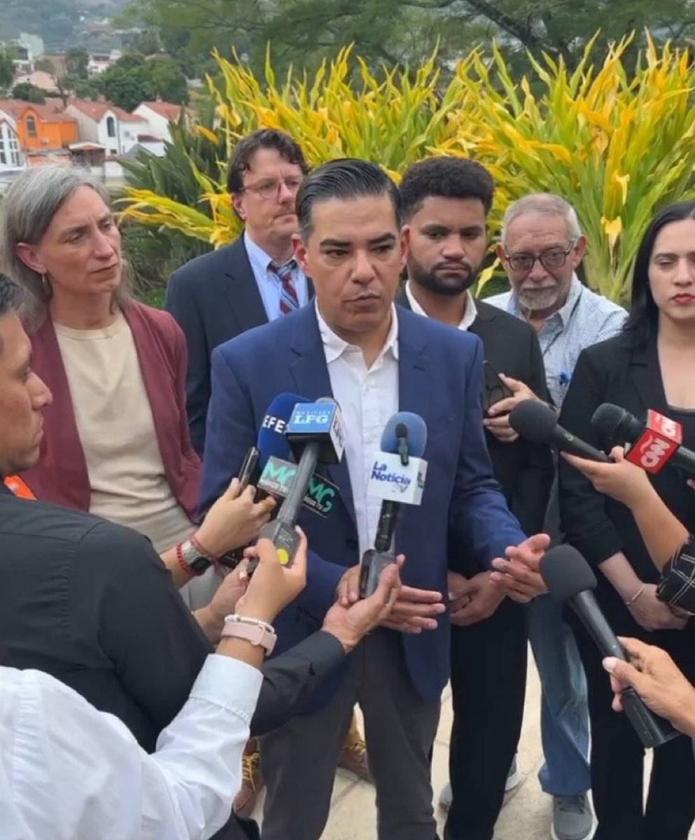 MAGAVoice's tweet image. Here’s what TRAITORS look like