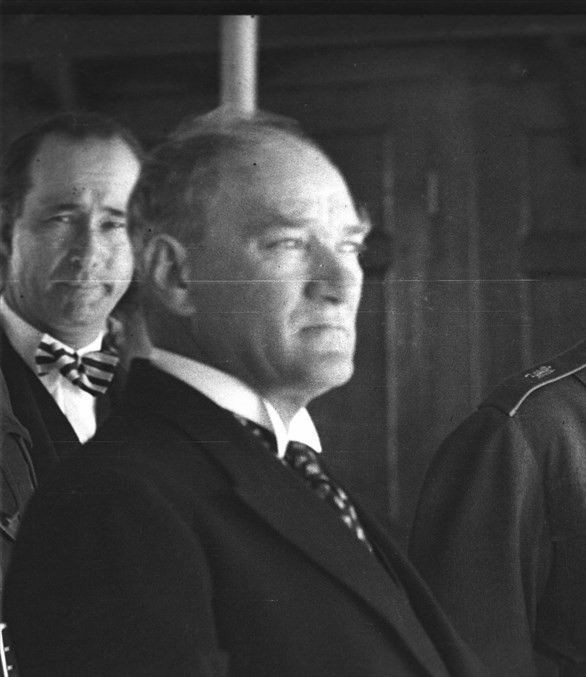 “Bir kadın benim üzerimde bu kadar güce sahip olamaz. Onu unutmak istiyorum, bir daha hiç görmek istemiyorum.” (Latife Hanım Hk.)