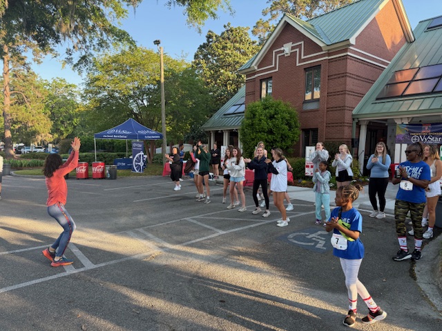 🏃‍♀️💙✨ What an AMAZING day at the #RedShoesRun! We turned strides into smiles for Ronald McDonald House! 🏡❤️ Huge THANK YOU to Title Sponsor Vystar Credit Union and all 300 participants and volunteers! Let’s keep running for those in need! 💪🥇 #RMHC50 #KeepingFamiliesClose