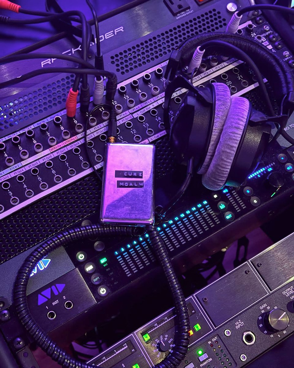 AvidProTools's tweet photo. 😍 The Cure's "Mixes Of A Lost World"
📷 https://t.co/FXFWqw4IaP
▶️ https://t.co/LNIgmkN0JV
 
#thecure #mixesofalostworld #mtrxstudio #syncx #musicproduction #daw #avidprotools #protools #avid https://t.co/VxOVm955yz