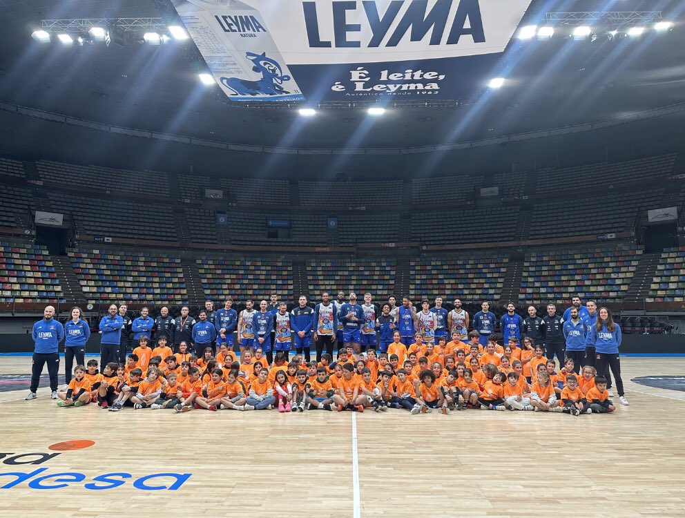 CAMPUS SEMANA SANTA

No día de hoxe, luns 21 de abril, puxemos punto e final a unha nova edición do campus de Semana Santa!

Grazas a todos os rapaces e rapazas por facer de estes catro días unha experiencia inesquecible! 

Vémonos en próximas edicións!! 🧡