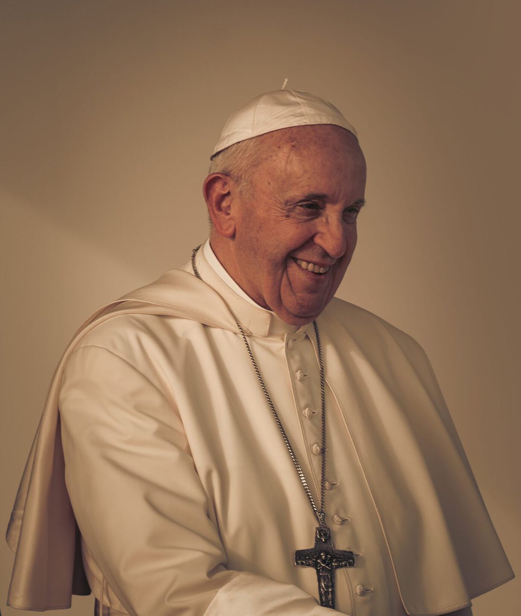 Le pape François était souvent insulté pour ses positions courageuses, à rebours des pulsions nationalistes et extrémistes.

Il faisait entendre sa voix pour appeler à la paix en Ukraine, au cessez-le-feu à Gaza.

Un homme de paix s’en va, son héritage demeure.

Condoléances 💐