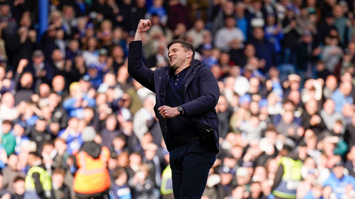 PompeyNewsNow's tweet photo. 💬 John Mousinho: “When we went up last season I said the most important thing is that this time next year we’re still a Championship club – and now we need to try to improve again.”

#Pompey Portsmouth FC https://t.co/rfKnEkqUfH https://t.co/ppMT3zBHtf