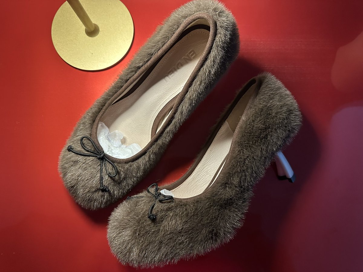 endieunyc's tweet image. Tip Toe &amp;lt;3
