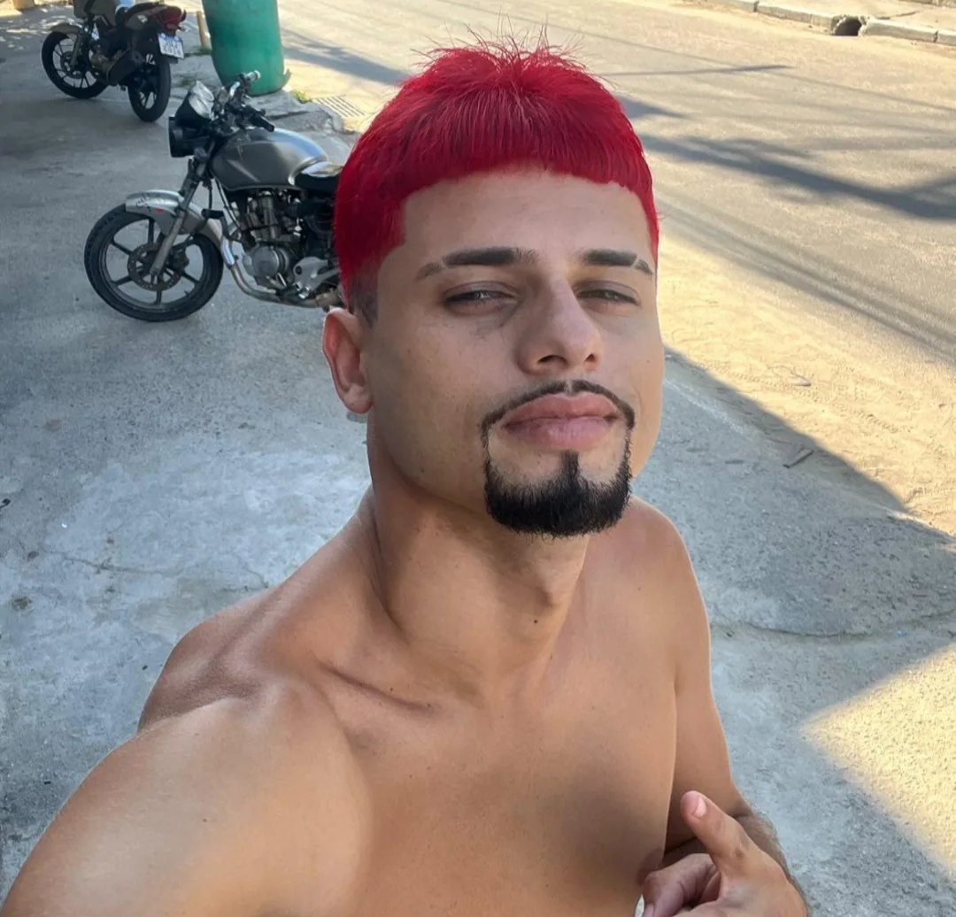 CalviinTrem's tweet photo. Trem caro e vaidoso nós é bom e novo 🫣😜😇😇 https://t.co/KNdyR38Bnx