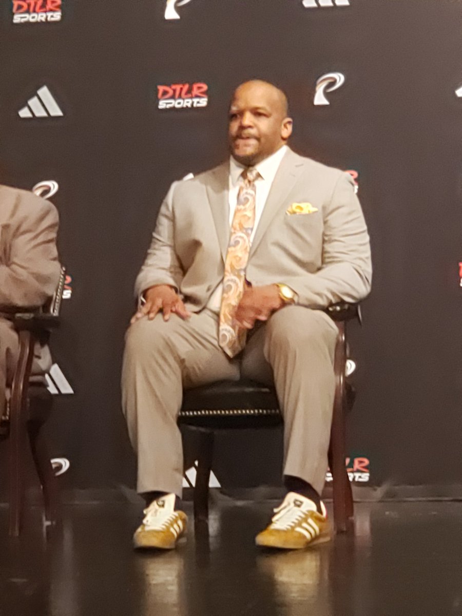 Sean Robertson (@cbs6sportssean) on Twitter photo Congratulations to the new Head Boys Basketball Coach at Petersburg High School, Ty White (<a href="/Chosen2give/">Ty White</a>)!
<a href="/CBS6/">WTVR CBS 6 Richmond</a> <a href="/pcps_va/">Petersburg City Public Schools</a> <a href="/PHS_CrimsonWave/">PHS Crimson Wave</a> Congratulations to the new Head Boys Basketball Coach at Petersburg High School, Ty White (<a href="/Chosen2give/">Ty White</a>)!
<a href="/CBS6/">WTVR CBS 6 Richmond</a> <a href="/pcps_va/">Petersburg City Public Schools</a> <a href="/PHS_CrimsonWave/">PHS Crimson Wave</a>