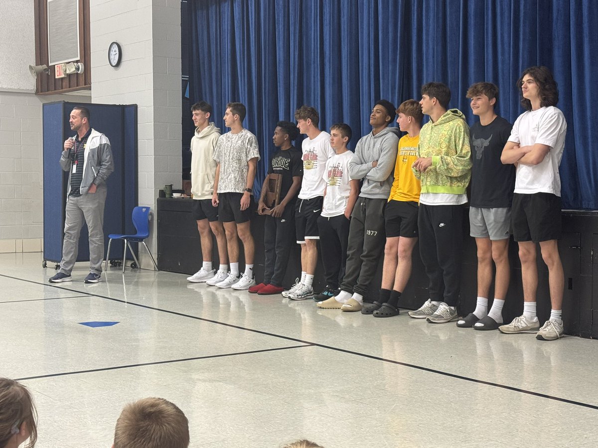 Special thanks to Northwood Elementary School for having us over to talk about the importance of academics and perseverance! Good luck this week on your ILearn testing! #TogethernessCreatesLegacy
