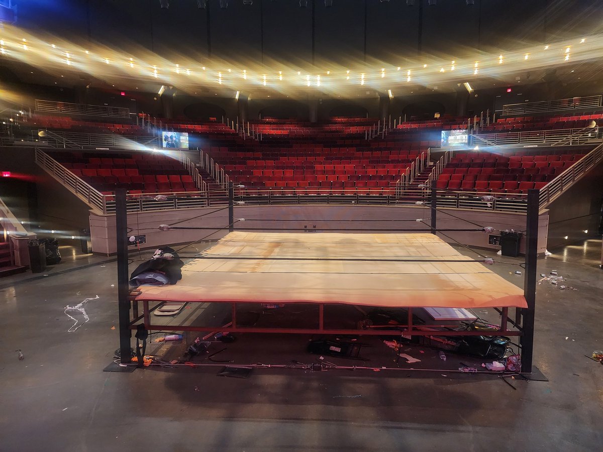 Another Collective in the books

Thank u to the crew who work tirelessly around the clock to make the Collective what it is. We are a team &amp; this is *our* success

Thanks to the wrestlers who poured their heart &amp; passion into our ring, watching them chase their dream is inspiring