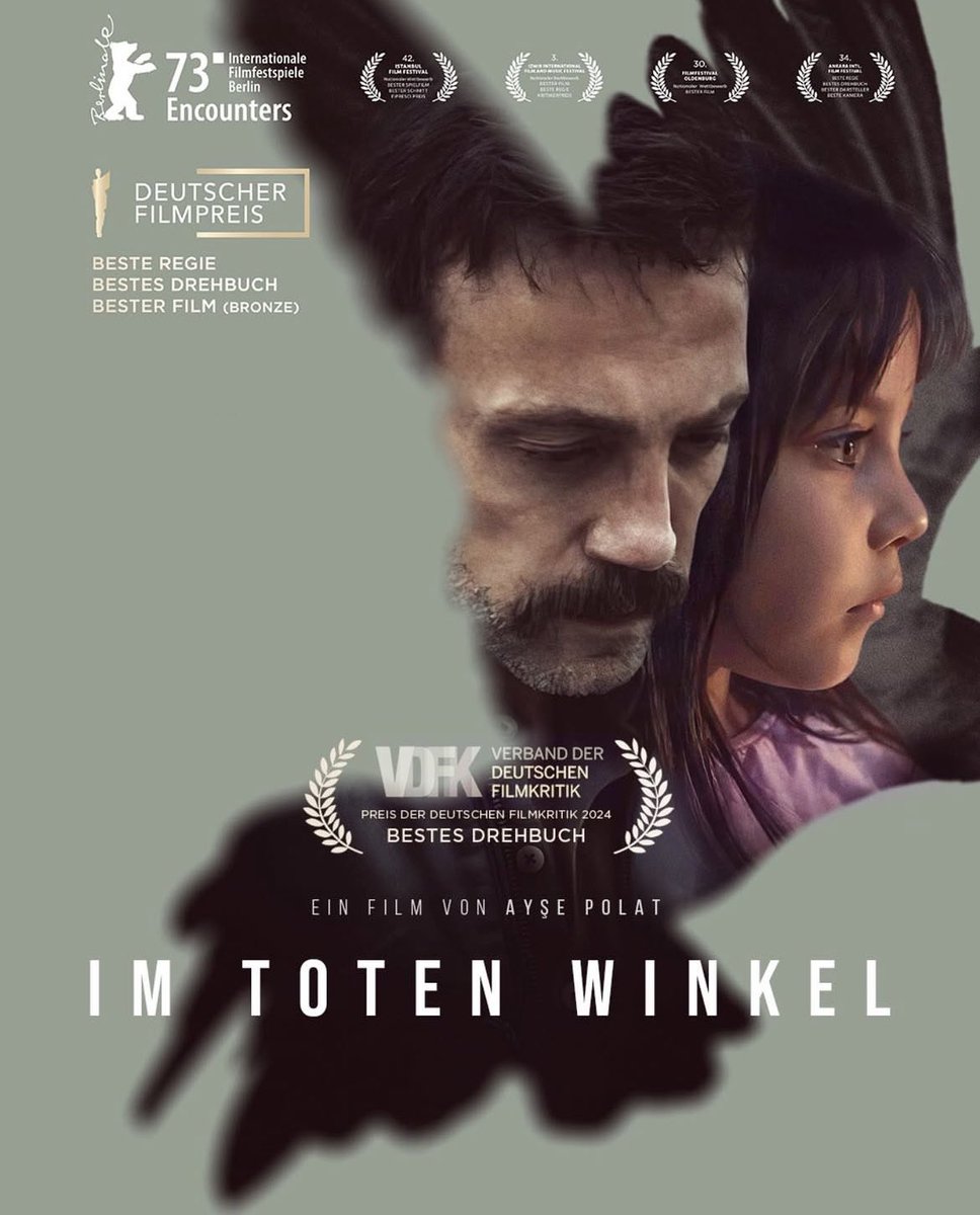mustafademirpro's tweet photo. Îşev li navenda Rengîn @YekmaleV Berlînê derhênera Kurd Ayşe Polat li ser filmê xwe kû bi dehan xelat sitandiye gotûbêjek li darxist. Perspektîfek nû li ser pirsgirêka Kurd didê nîşandan. Ji bo mêhvandarîyê û organisyonê sipas Dawid Yeşilmen. https://t.co/I9wEvTic86
