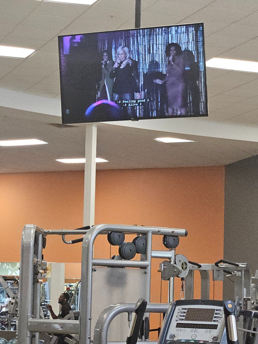 iamMauriceJ's tweet photo. When you're at the gym and the person on the next treadmill points and says y'all "killt" It today 🤣 👀 
#BeyondTheGates https://t.co/ZxpbmQX3Fj