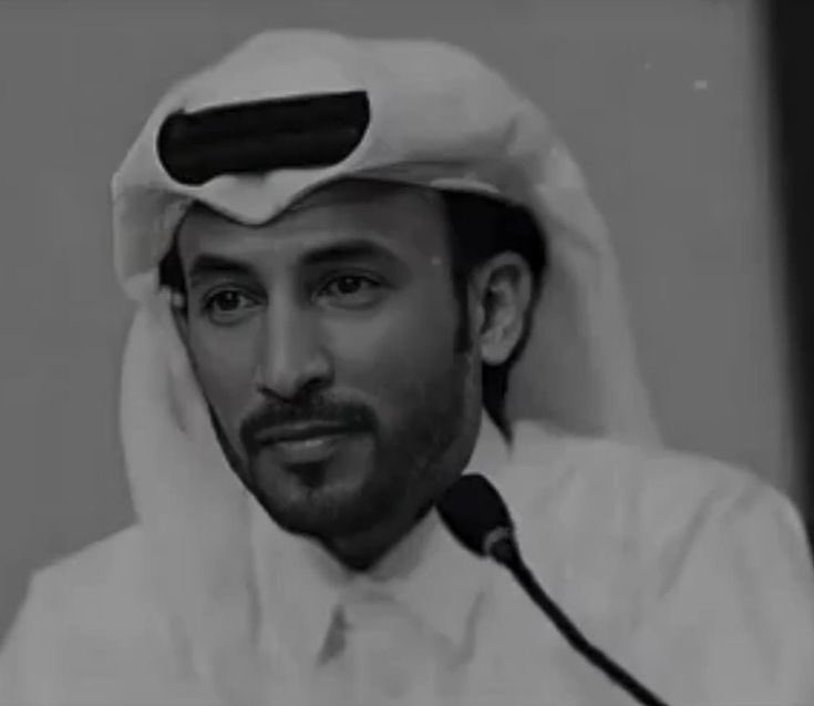 وصلت لمرحلة بن فطيس يوم يقول :
اضحك واسولف وان لحقني سهر نمت
لكن قسم بالله ماني بطيب!