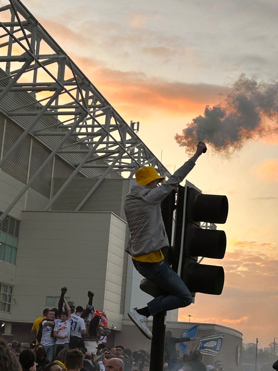 LeedsUnitedIndividualSupporters tweet media