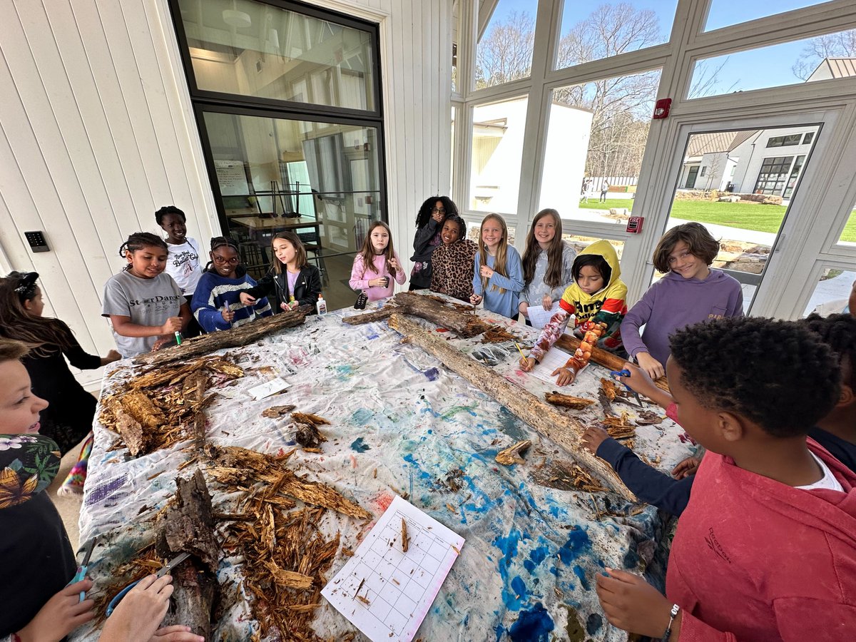 We're hiring an Elementary Guide (our term for teacher) for next school year. Know an A+ candidate? Details and app link: docs.google.com/document/d/1-0…