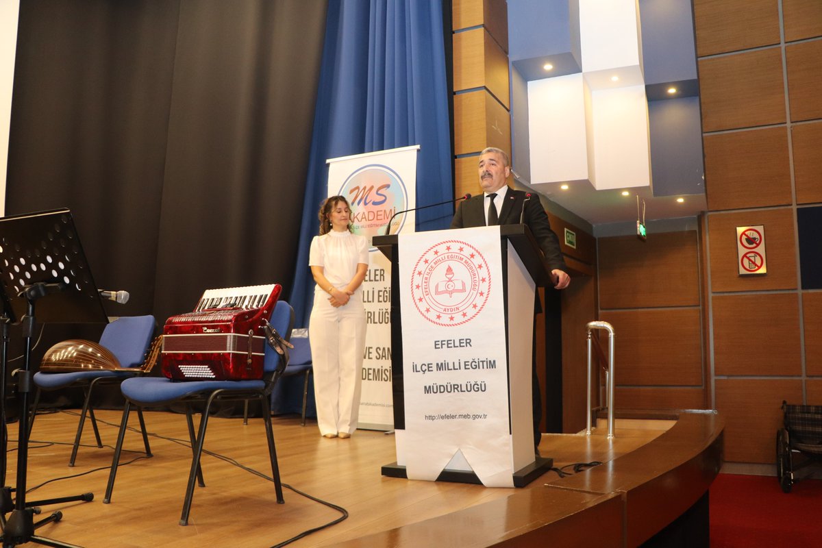 efelerilcemem's tweet photo. Türk Sanat Müziği Öğretmenler Korosu’ndan Unutulmaz Gece! 🎶
Aydın Efeler İlçe Milli Eğitim Müdürlüğü Müzik ve Sanat Akademisi tarafından düzenlenen Türk Sanat Müziği Öğretmenler Korosu Konseri büyük bir coşkuyla gerçekleşti.@tcmeb  @ekicis20  @hakanozcan65 https://t.co/Yi3mbAWbb0