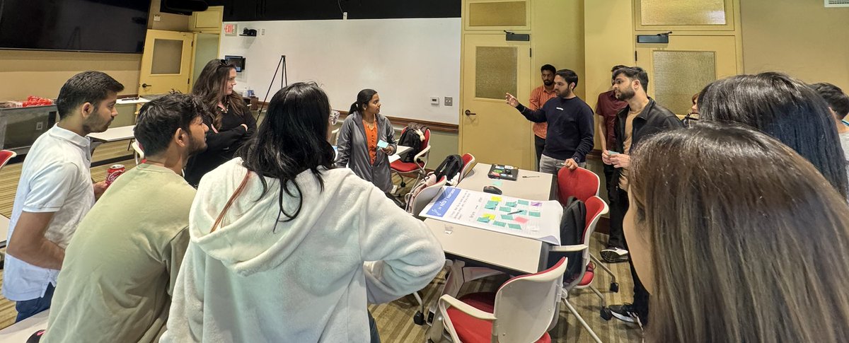 Check out highlights from our final CMU-SV Student Advisory meeting of the year! Students shared their insights, hacks, and reflections on their CMU-SV experience in a fun and meaningful way to wrap up the year and pay it forward to future Tartans!