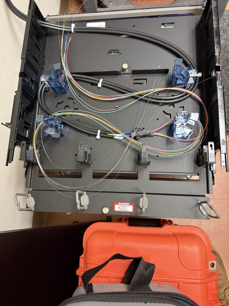 MAXXcable (@maxxcable) on Twitter photo 