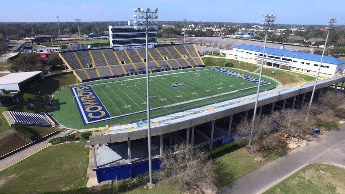 College Football Campus Tour (@cfbcampustour) on Twitter photo 🗳️2025 Best FCS Stadium Invitational🗳️
Sweet 16
1) Montana State - Bobcat Stadium
• Opened in 1973
• 20,767 seats
<a href="/MSUBobcats_FB/">Montana State Football</a>
4) McNeese - Cowboy Stadium
• Opened in 1965
• 17,610 seats
<a href="/McNeeseFB/">McNeese Football</a>
• Voting poll in replies
• See pinned tweet for full bracket 🗳️2025 Best FCS Stadium Invitational🗳️
Sweet 16
1) Montana State - Bobcat Stadium
• Opened in 1973
• 20,767 seats
<a href="/MSUBobcats_FB/">Montana State Football</a>
4) McNeese - Cowboy Stadium
• Opened in 1965
• 17,610 seats
<a href="/McNeeseFB/">McNeese Football</a>
• Voting poll in replies
• See pinned tweet for full bracket