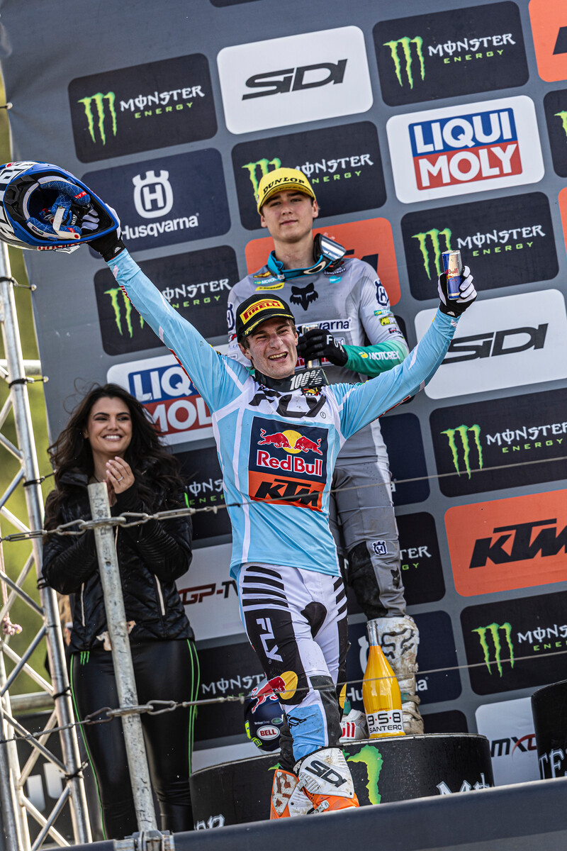 De vierde GP-zege voor Simon Langenfelder is een feit, zijn eerste met KTM #MXGPStatistics #Beup2date #PoweredbyKEMCO #Motorsport #MXGP #Motocross #MXGP #MXGPSwitzerland 📷 #JPAcevedo