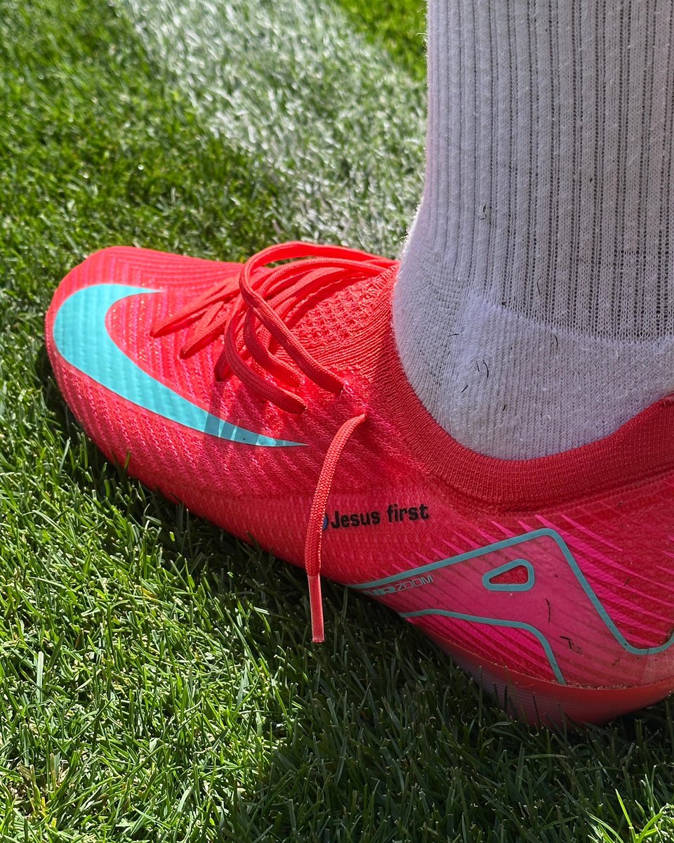 Dodi Lukebakio tweet media