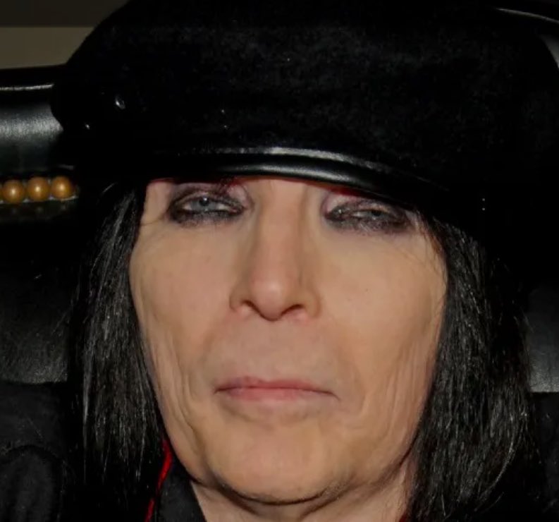 Guitarbizon tweet media