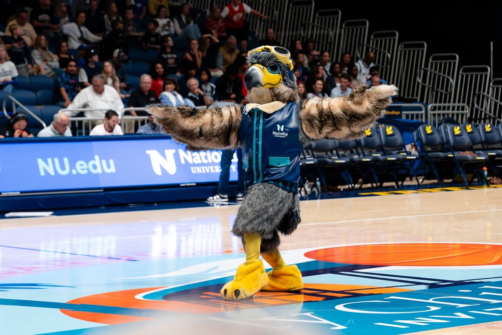 Rady Children's Invitational (@rcisandiego) on Twitter photo I think it's safe to say Navi loves the #radychildrensinvitational 😁🏀
<a href="/NatUniv/">National University</a> I think it's safe to say Navi loves the #radychildrensinvitational 😁🏀
<a href="/NatUniv/">National University</a>