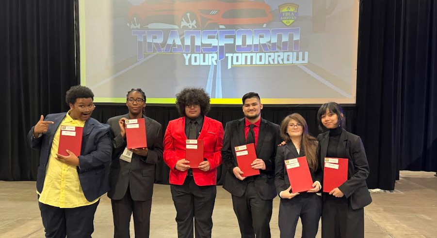 🎬✨ We’re incredibly proud of our Valley Vista students who took 1st place in the FBLA Digital Animation  are now headed to Nationals this June!💻👏  This is a first-time achievement for our district in this category—way to make Monsoon history! 🌪️💜
