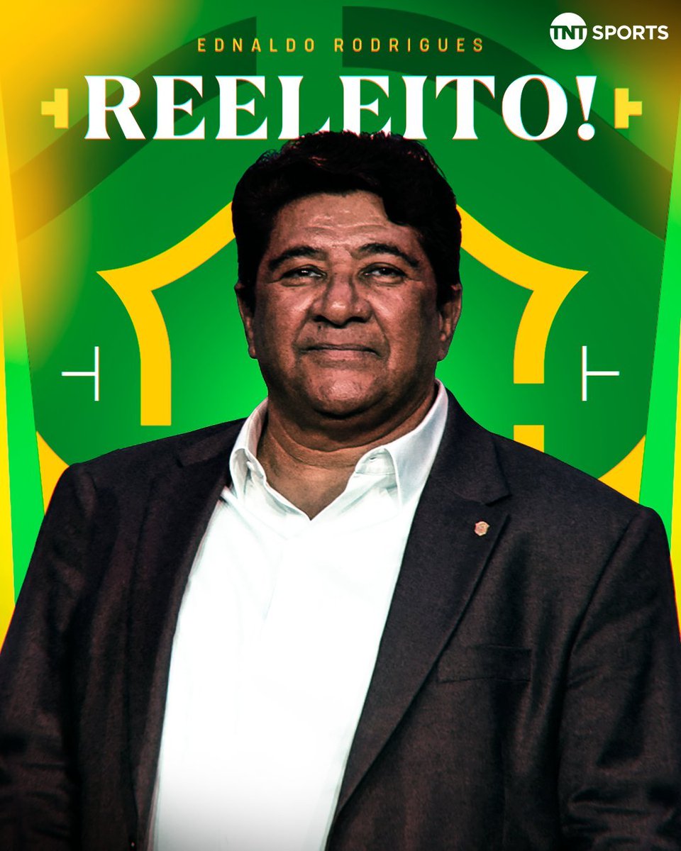 ForaDoEixoRJ's tweet photo. 🚨 O futebol brasileiro está cada vez mais distante do povo. E a culpa não é do torcedor. Vamos aos fatos:

• A CBF está vetando transmissões da Série D, apagando clubes tradicionais da mídia e limitando o acesso dos torcedores.

• Além disso, a própria CBF e as federações não fazem o mínimo para valorizar os campeonatos de base do futebol nacional. Não há investimento em estrutura, marketing ou experiências para o torcedor. O resultado? Campeonatos pouco atrativos para o público – até mesmo para o de fora.

📉 Enquanto isso…

➡️ Um jogo da 5ª divisão da Inglaterra (National League) tem transmissão profissional, estádios cheios, patrocinadores e audiência internacional.

➡️ Já um jogo da 4ª divisão do Brasil (Série D) muitas vezes é transmitido por uma live com celular e internet instável nas redes sociais. Isso quando é transmitido.