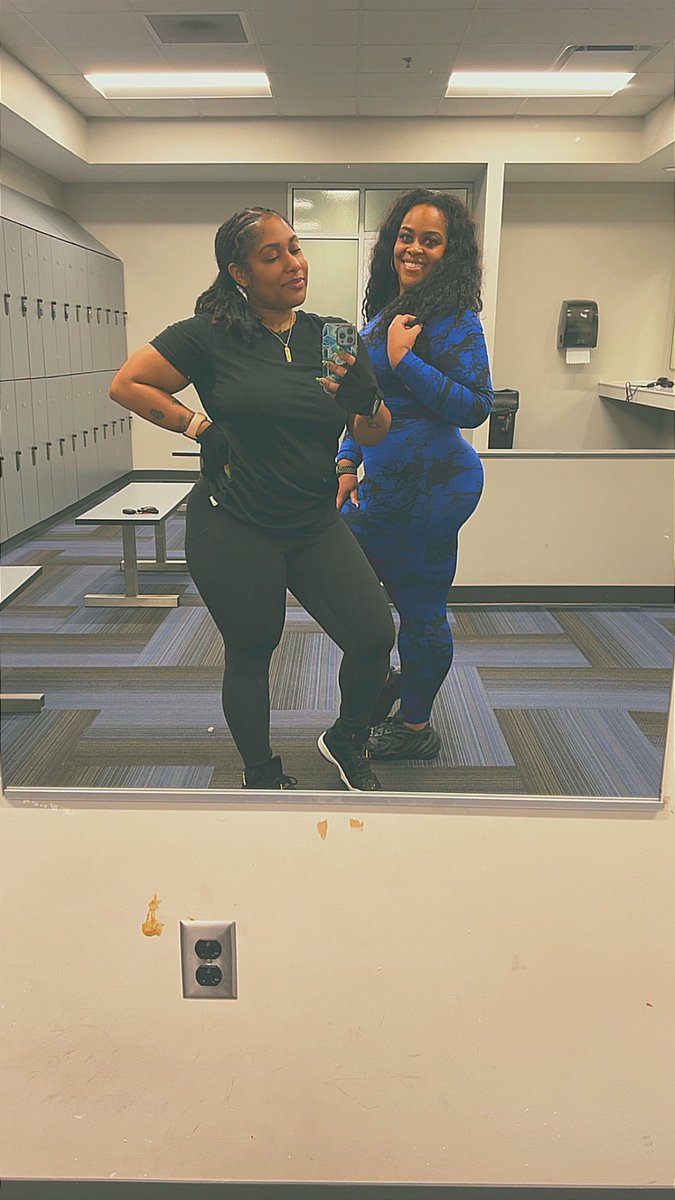 Just_JeNiNE_'s tweet image. I haven’t posted gym pics in a minute BUT I’m very much still active 💪🏾💪🏾💪🏾

Health is Wealth … I want All my people rich AF!! 

No Days Off …🙅🏾‍♀️ #EasterWorkout🐣