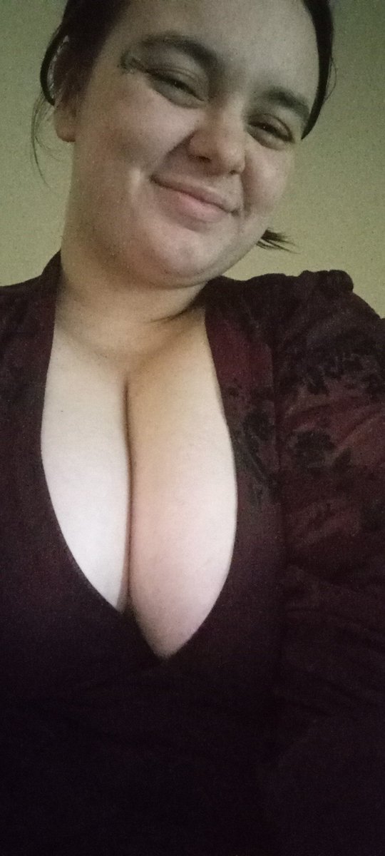 twofacedcry's tweet photo. Can only text right now so let me know what kind of content you'd like me to offer ;) message me if there's something you would like in specific with an offer for me if you're lucky I'll be up for it ;)

Repost for a custom picture too ;)

#nsfwtwt #nsfwtwtًً https://t.co/eKquxYadNt