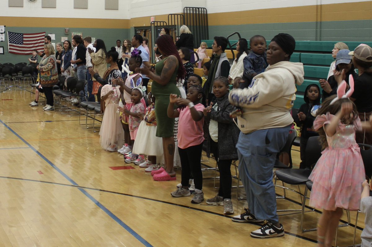RiverCincinnati's tweet photo. What a great #EasterInTheCity at The River Church Cincinnati 🙌 A powerful worship service, Easter bags given to every child, an epic egg hunt, lunch provided for all, &amp; many first time decisions to accept Christ!

Thank you to all who participated 🙏 
https://t.co/HLUhNI34vr https://t.co/7RsEv0KE0G