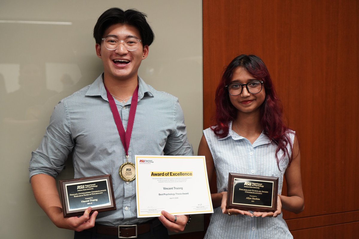 The Undergraduate Awards and Scholarship Ceremony 🏆 showcased posters from psychology honors and ENERGIZE Research Initiative students and honored scholarship winners and outstanding researchers. 

We're proud of our students' achievements. Congratulations! 🎉
