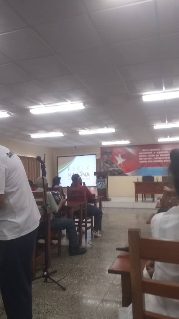 CDR_Boyeros's tweet photo. Se realizó la plenaria municipal de Boyeros en la feria agropecuaria de rancho boyeros. 
#LaHabanaViveEnMi #Cuba #CDRCuba #CDRHabana https://t.co/1R8TRufSa1