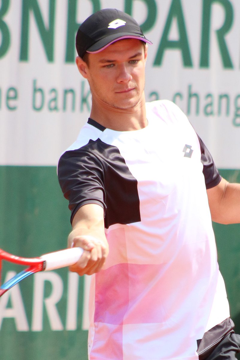 AceAlAire's tweet photo. 🎾🇵🇱 ¡Kamil Majchrzak avanza en la qualy del #MutuaMadridOpen! 💪🔥

El polaco, reciente campeón del Open Comunidad de Madrid, derrotó a Darwin Blanch por 6‑1, 6‑4 en la primera ronda de la fase previa, disputada en la Pista 3 de la Caja Mágica

#MMOpen2025 #Tenis #Madrid #ATP https://t.co/qi1RXWvleI