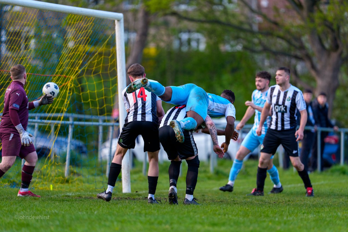 jpdewhirst's tweet photo. Salts FC on course to win the Yorkshire Amateur League Division One after a resounding 4-0 victory over Ventus Yeadon Celtic at Salts Sports, Saltaire #Bradford this evening. @officialsaltsfc https://t.co/aGpQLjc2wQ
