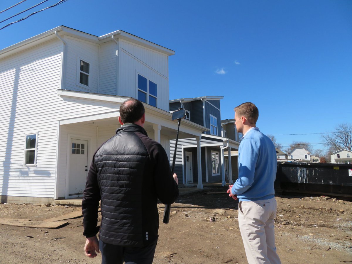 NewCityHomes's tweet photo. ๐นWe had a great time talking to @JerodNBC4 of @nbc4iย about the #FranklintonNOW initiative and the experience of working and building in Franklinton!
The story debuts tonight in full on the NBC4 digital channel!
#Franklinton #ColumbusRealEstate #NewBuild #Interview #NBC4i https://t.co/k3UVeI7g94