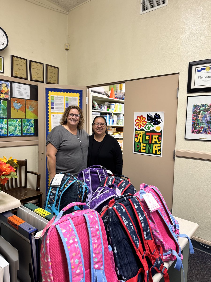 Had the privilege of delivering almost $1000 worth of donated gift cards from <a href="/lombardibears/">SCA Lombardi</a> and 7 stuffed backpacks from #pypexhibition to Willard Elementary in Pasadena, CA for families affected by #eatonfire. <a href="/BurtonSchools/">Burton Schools</a>