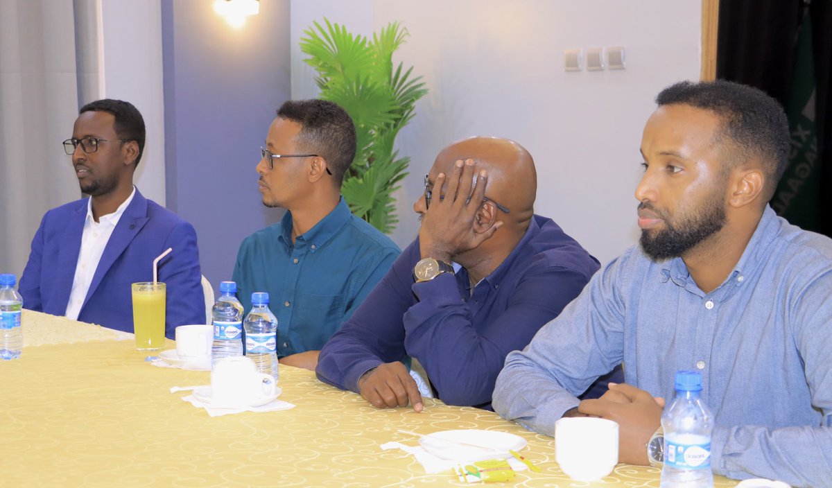 nagaadparty's tweet photo. Presidential candidate & Chairman of the NAGAAD Party, @AbdiShirdoon (Saacid), held a consultation meeting today with several directors of independent media houses in Mogadishu. The meeting was part of his ongoing national consultations with various sectors of Somali society.

The discussion focused on the role of independent media in safeguarding freedom of expression, raising public awareness, and supporting nation-building efforts.

Candidate Shirdon recognised the media as a cornerstone of democracy and emphasised the importance of protecting journalists and ensuring a free press.

“If independent media is respected and supported in a meaningful way, it can serve as a unifying platform for the nation, one that prevents division within our society,” said Candidate Shirdon.

He urged media leaders and journalists to uphold high standards of ethics, professionalism, and knowledge, so that the press can truly serve the public interest and help bring communities closer together.

In conclusion, the meeting reaffirmed the shared understanding of the vital role that a free press plays in building a democratic state.