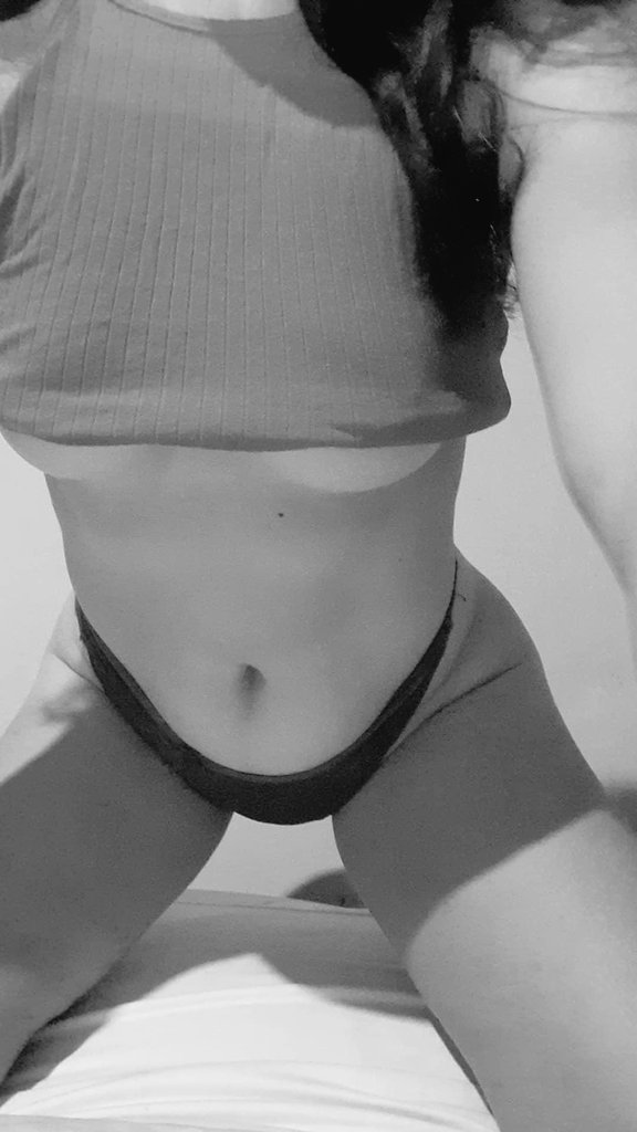 DudaKell_'s tweet photo. 🔞🔞🔥😈 Conteúdos? Chama 🤑
#safadona #putaria #safadaseza #nude https://t.co/6zcEMW59uf