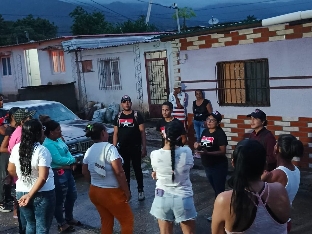 Nuestro camarada <a href="/kilverAparicioB/">Kilver Aparicio</a> candidato lista al Consejo Legislativo del estado <a href="/YARA_Tupamaro/">Tupamaro Yaracuy</a> dijo presente en en municipio San Felipe donde se realizó una reunión con padres y representantes del equipo de fútbol Rojo y Negro con el objetivo de organizar actividades para