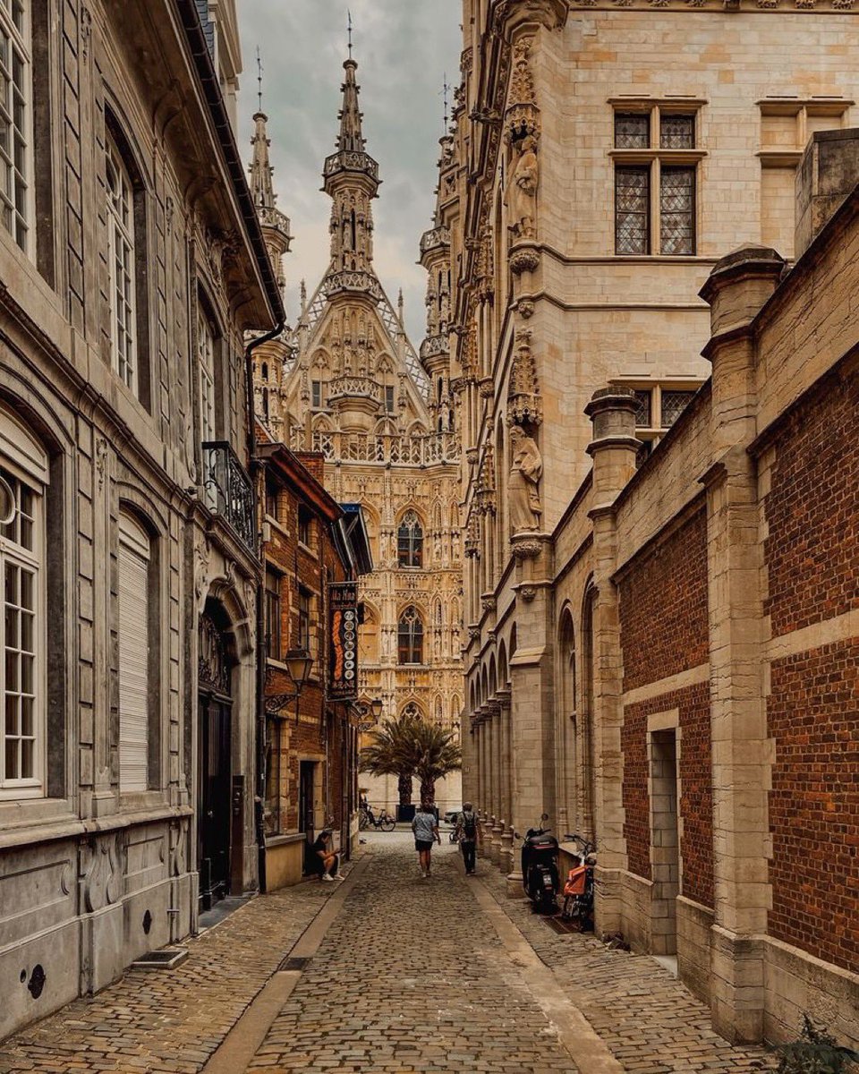 Architectural Views tweet media