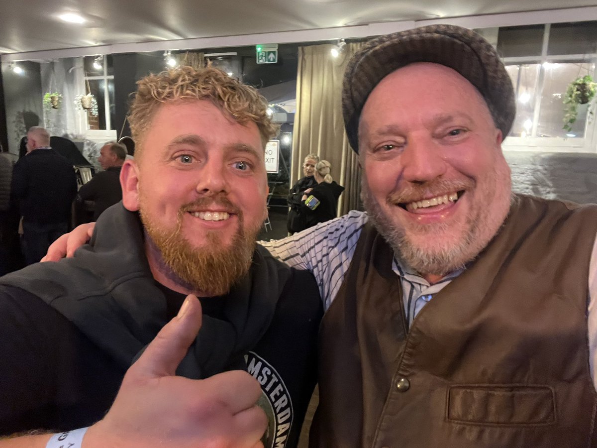 No word of a lie this fella who came to see <a href="/TheWurzels/">The Wurzels🎶</a> in Frome is called Travis Perkins. I checked his id and everything.