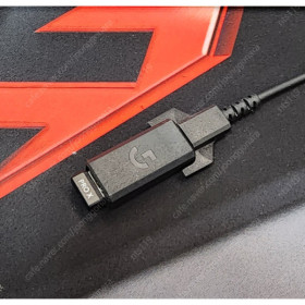 Dety0's tweet image. Useing your mouse incorrect will cause input delay. 
and here is how you fix it

The dongle is suppose to be connect in the adapter and placed infront of the mousepad i see to many have the USB reciever in the back of the PC without the extension 

Please fix this
RT
Like
Comment