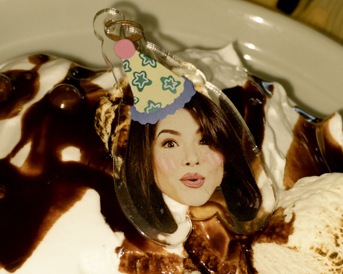 hbd daw ms <a href="/reginevalcasid/">regine alcasid</a> from my chikitings🥳🫶🏻