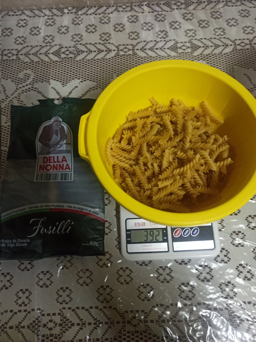 JoshAdrian_MR's tweet photo. @Tiendas3B @Profeco Empaque declara 450 g de contenido neto y en realidad salen 392 g https://t.co/SS4z8QohhV